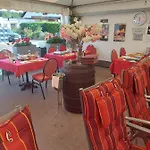 Tapas Restaurante 1 *