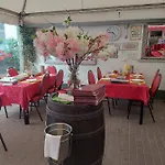 Tapas Restaurante 1 아파트