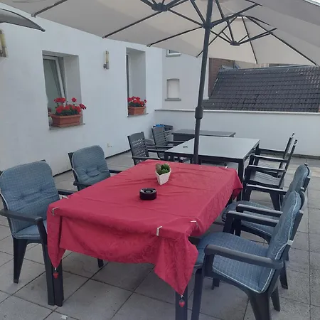 Tapas Restaurante 1 Apartment *