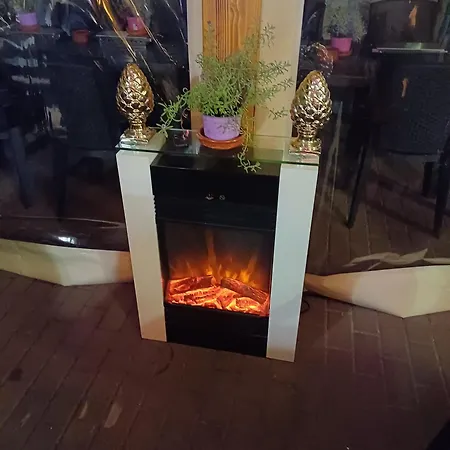 Daire Tapas Restaurante 1 *